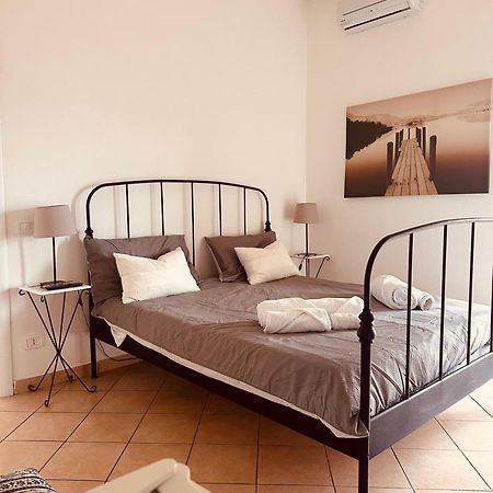 Bed and Breakfast La Locanda Di Andrea Il Pescatore à Borgo Montenero Extérieur photo