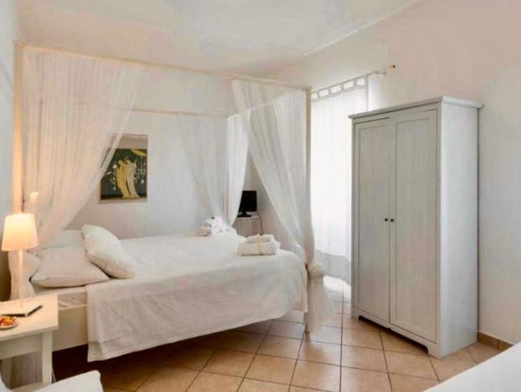 Bed and Breakfast La Locanda Di Andrea Il Pescatore à Borgo Montenero Extérieur photo